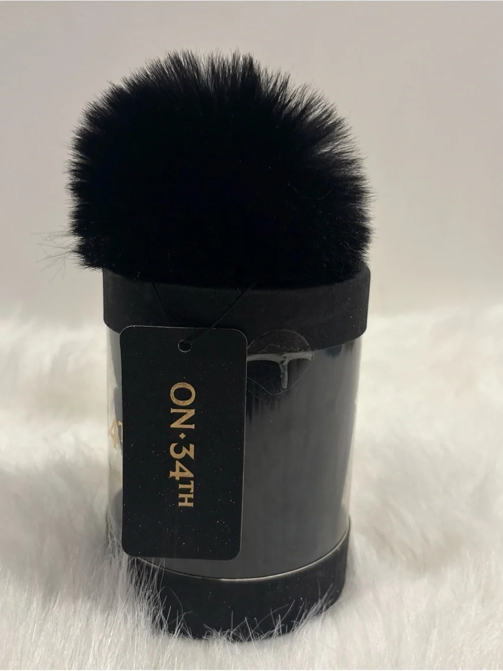 On 34th Boxed Rib Knit Beanie Red Faux Fur Pom Holiday Gift Box NWT Macys